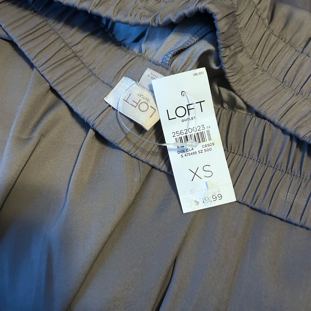 Ann Taylor LOFT silk skirt